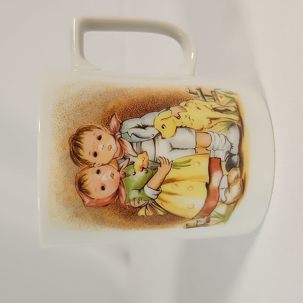 Set of 3 Vintage Hummel-Style Mugs - Collectible Porcelain - Made in Japan 1950s - Picture 2 of 16